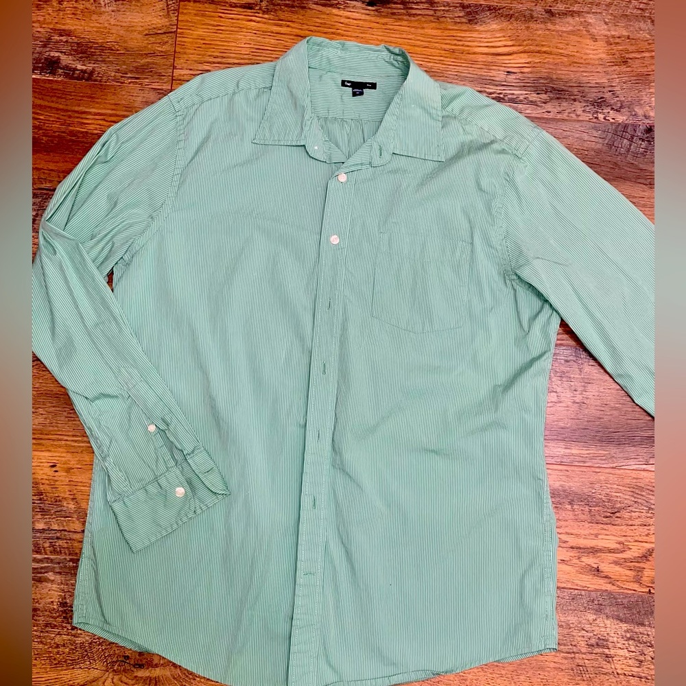 Gap - XL plaid button up